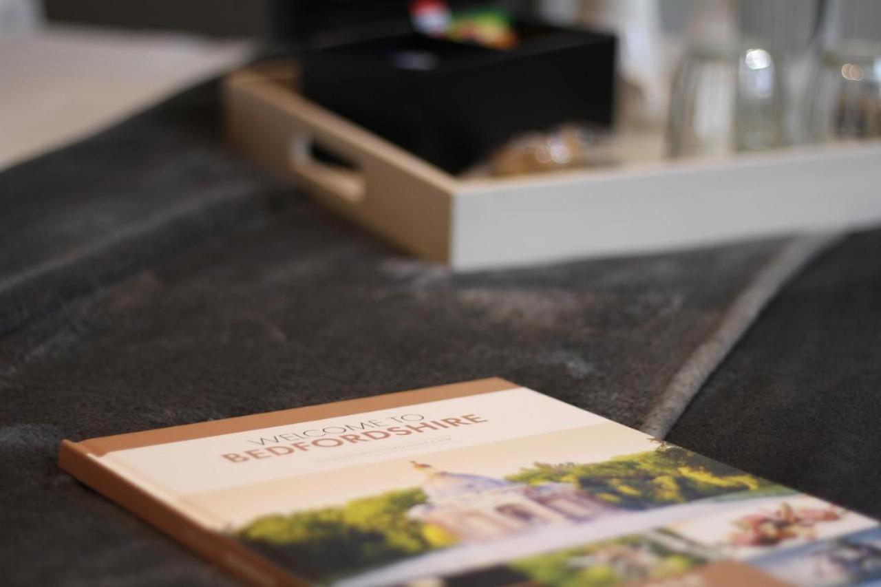 The Knife & Cleaver Houghton Conquest Eksteriør billede